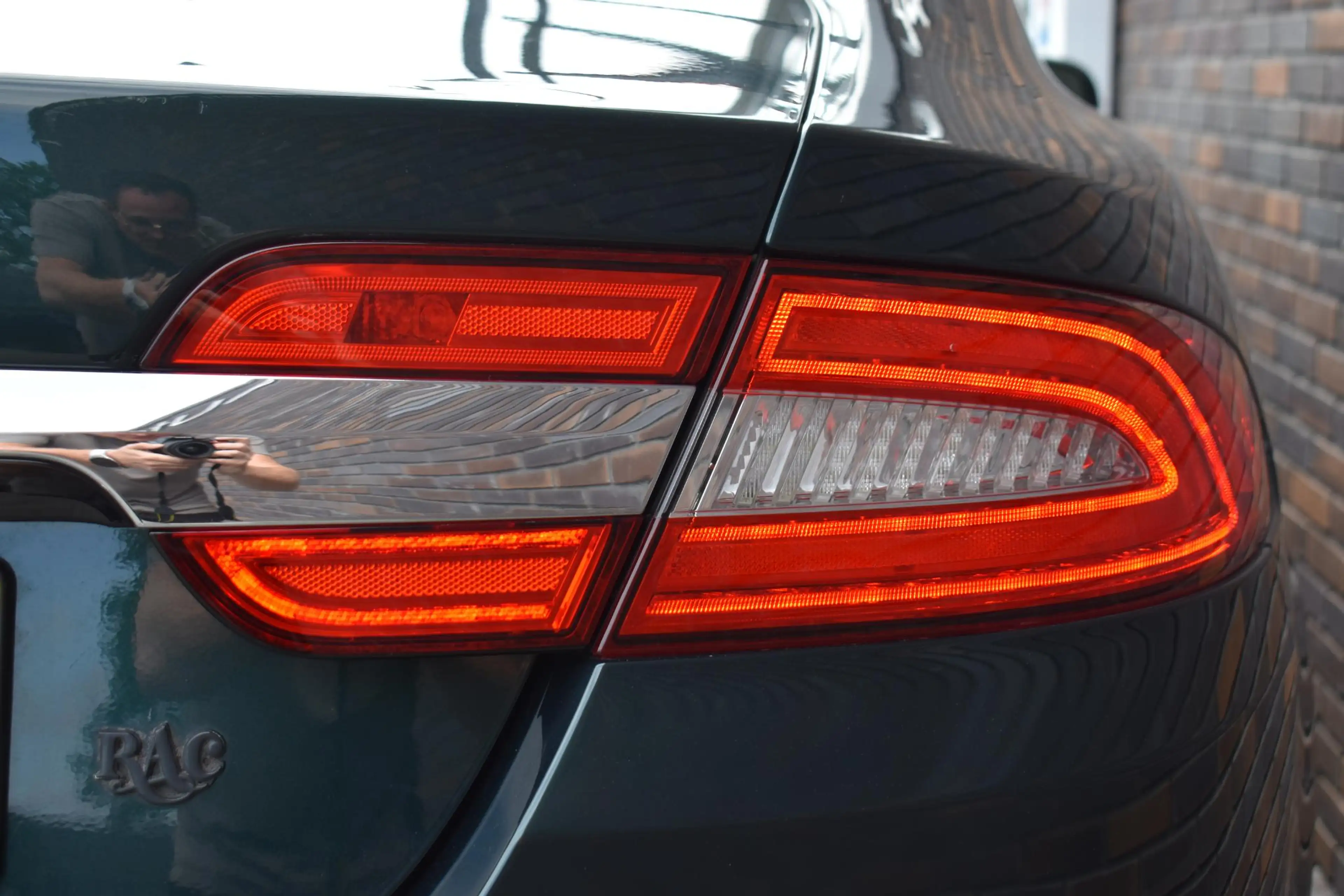 Jaguar XF 2.0 LEDER NAVI LMV CRUISE — photo 16