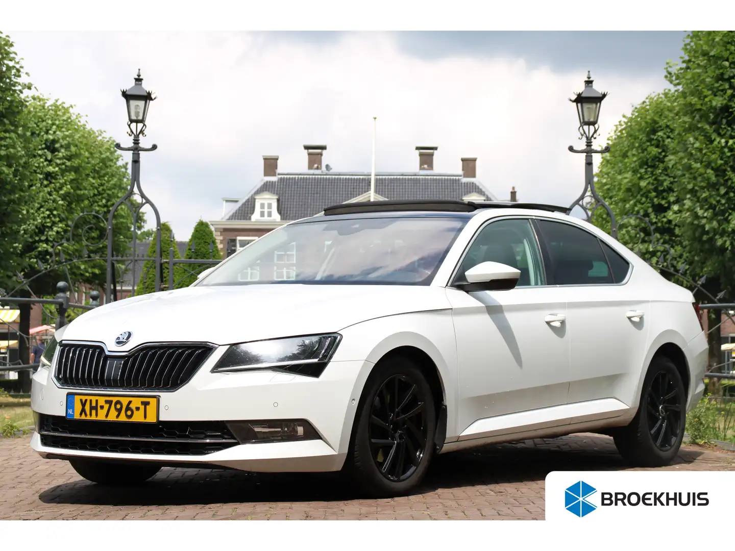 Skoda Superb 1.6 TDI Style Business | VOL! | TREKHAAK | PANO DA Wit - 1