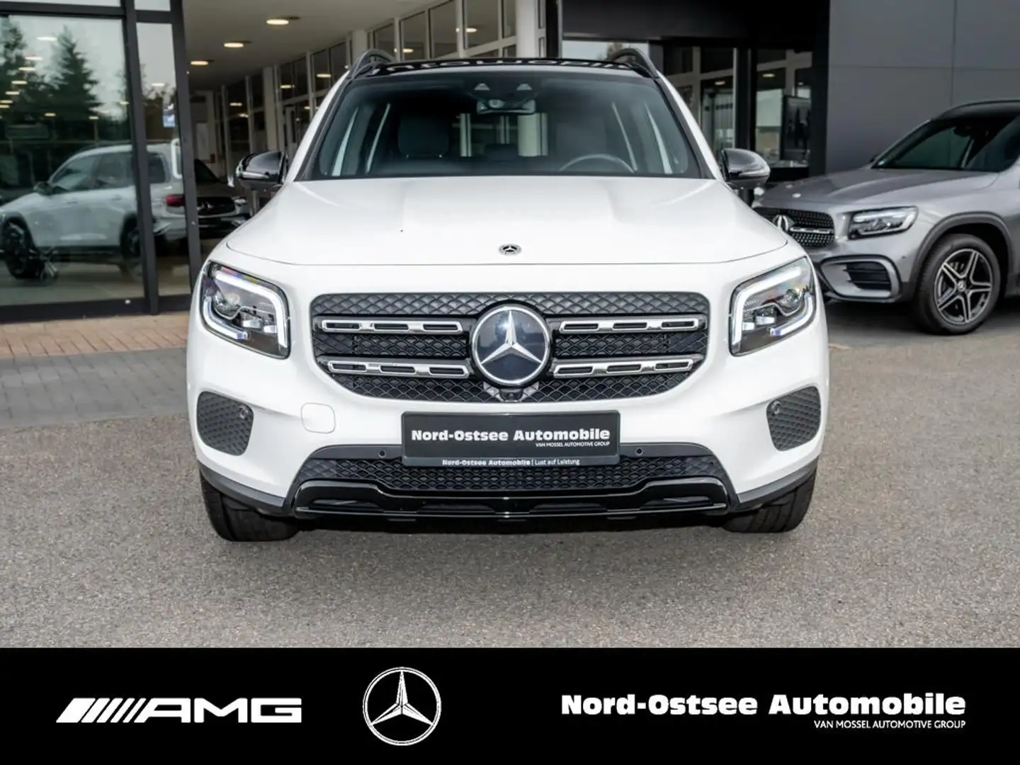 Mercedes-Benz GLB 220 d 4M PROGRESSIVE NIGHT PANO AHK BUR NAVI Blanc - 2