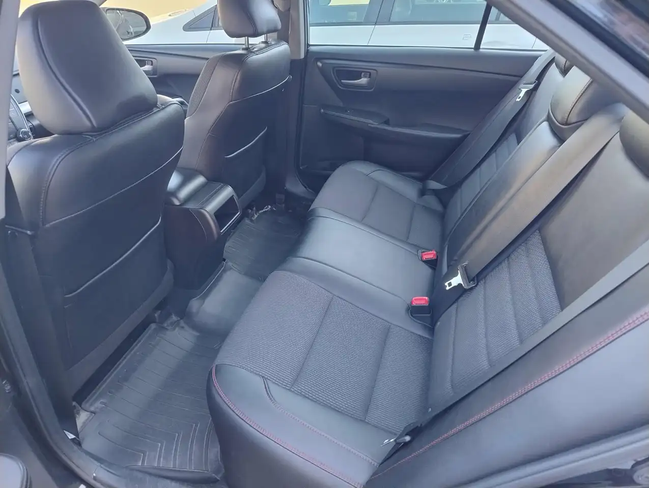 Toyota Camry снимка Toyota Camry