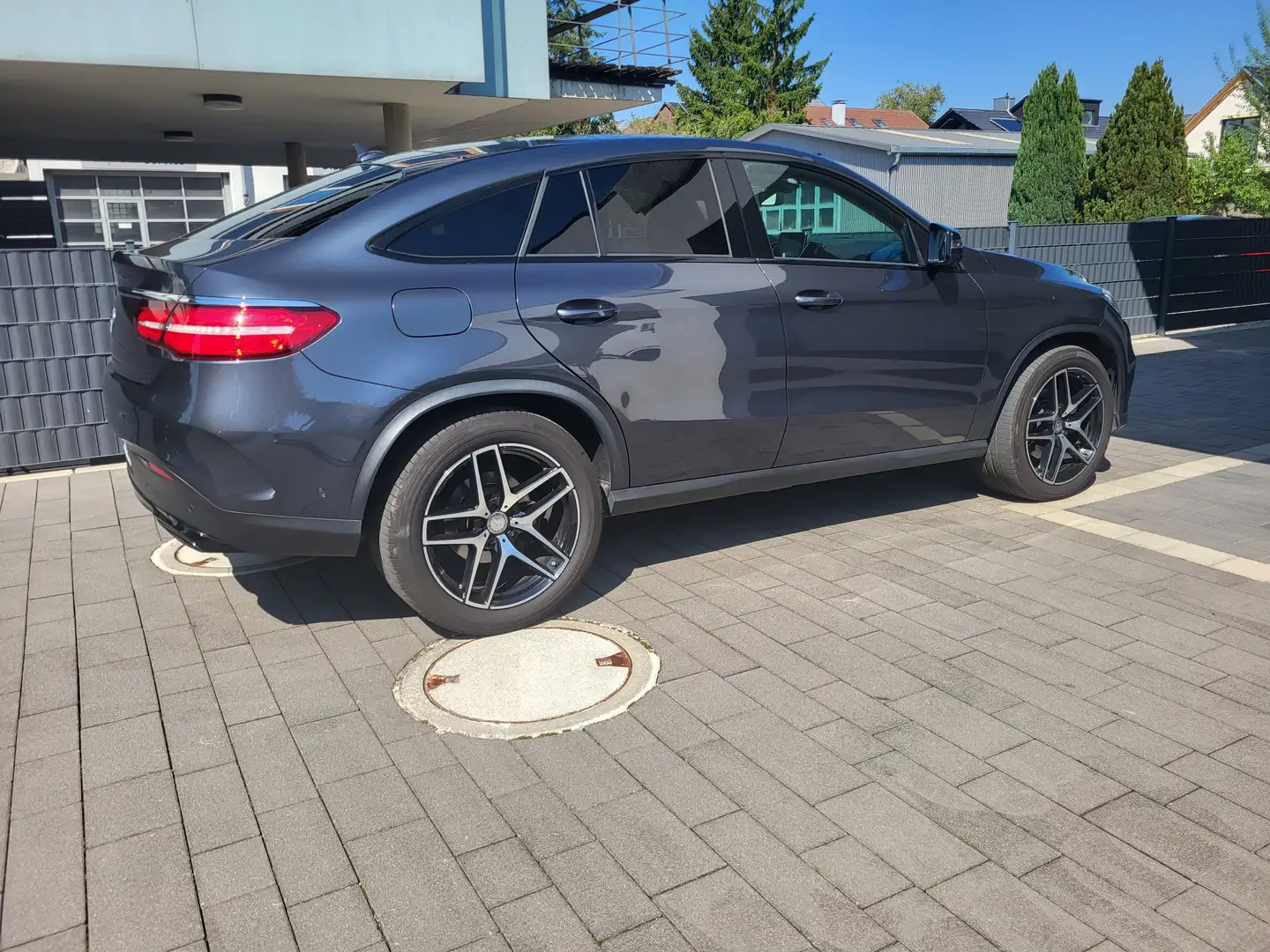 Mercedes-Benz GLE 350 Coupe 4Matic 9G-TRONIC / AMG LINE Gris - 2
