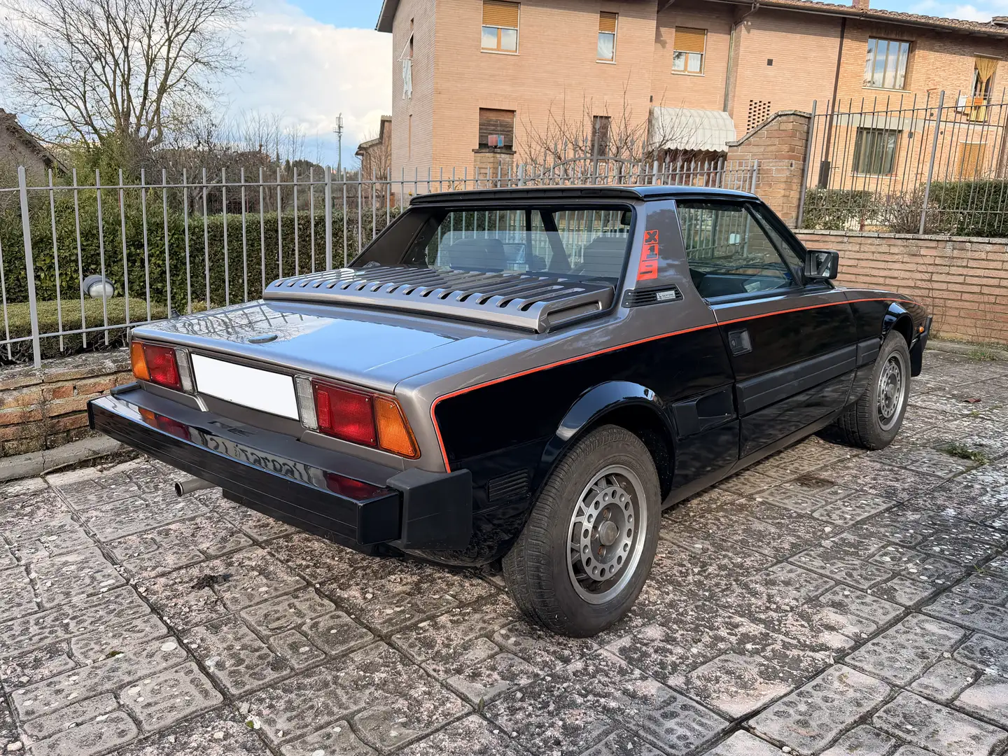 Fiat X 1/9 Bertone Negro - 2