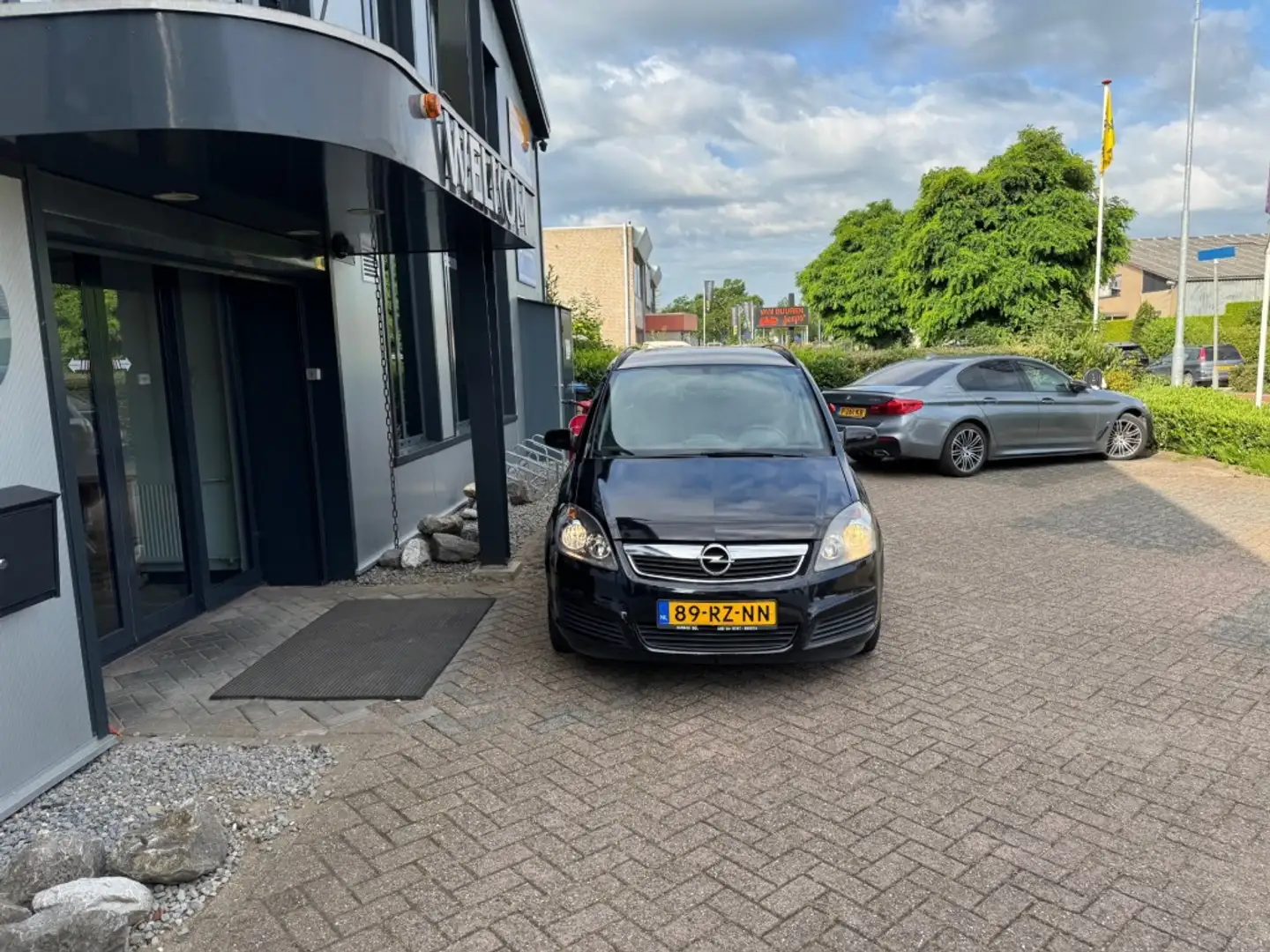 Opel Zafira 1.6-16V 7-pers, Climatcontrol, LM-velgen, Schwarz - 2