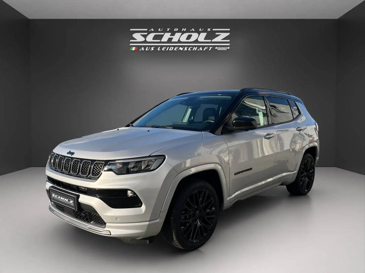 Jeep Compass COMPASS S PHEV *ACC*PANO*360Grad*Sitzlüftung*AHK Silber - 1