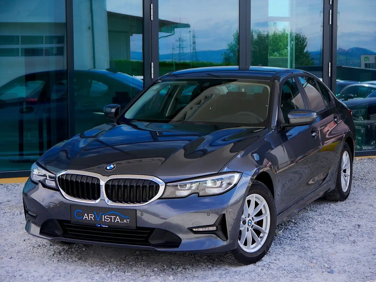 BMW 318 d Aut. *Live Cockpit* Silber - 2