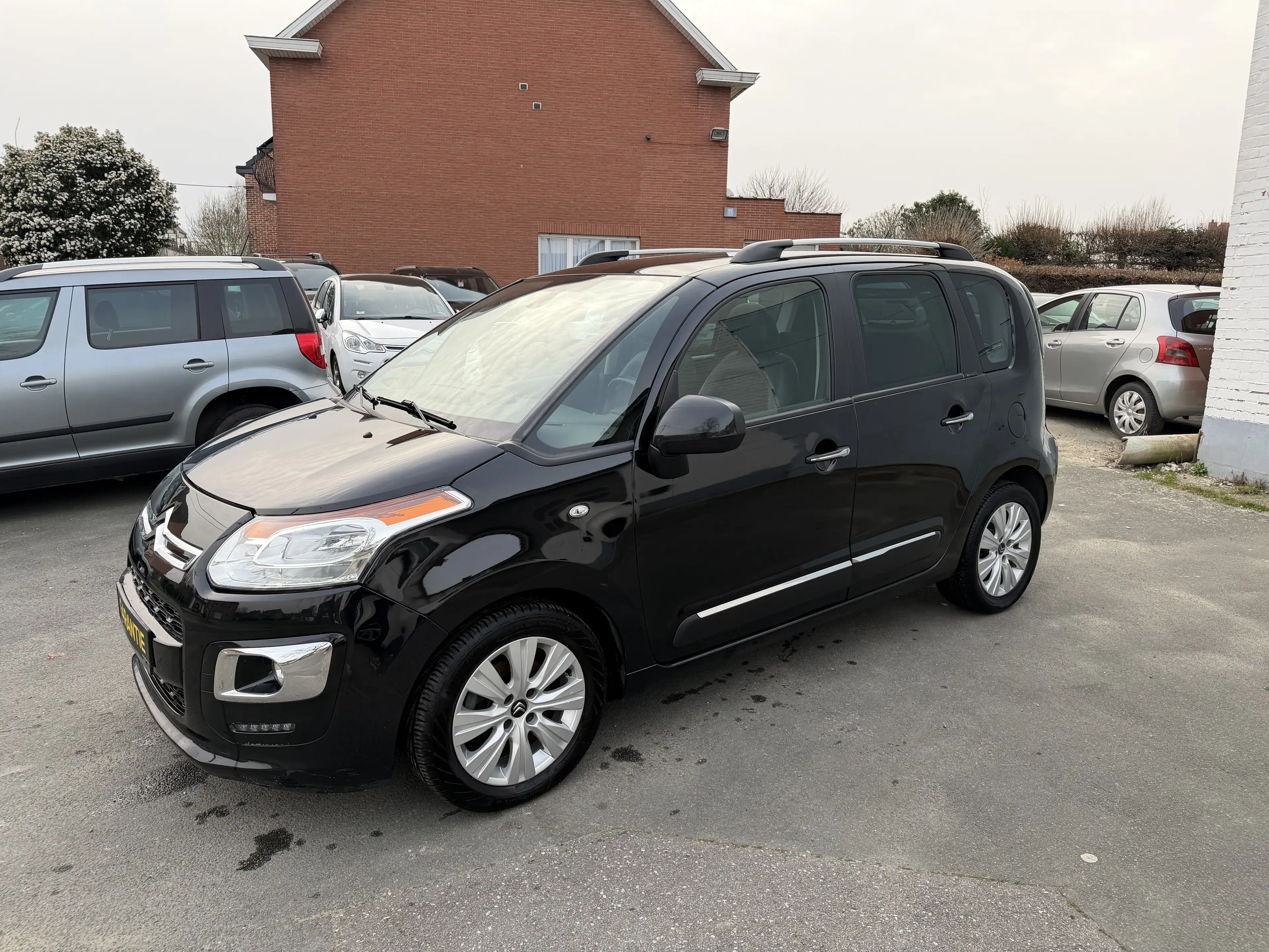 Citroen C3 Picasso 1.2 Exclusive Navi/Cruise/PDC/Camera — photo 9