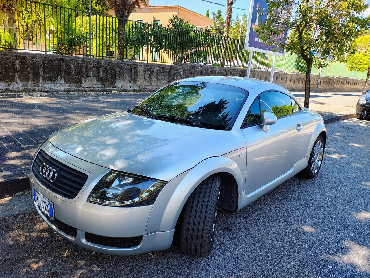 Audi TT 1.8t, foto 2