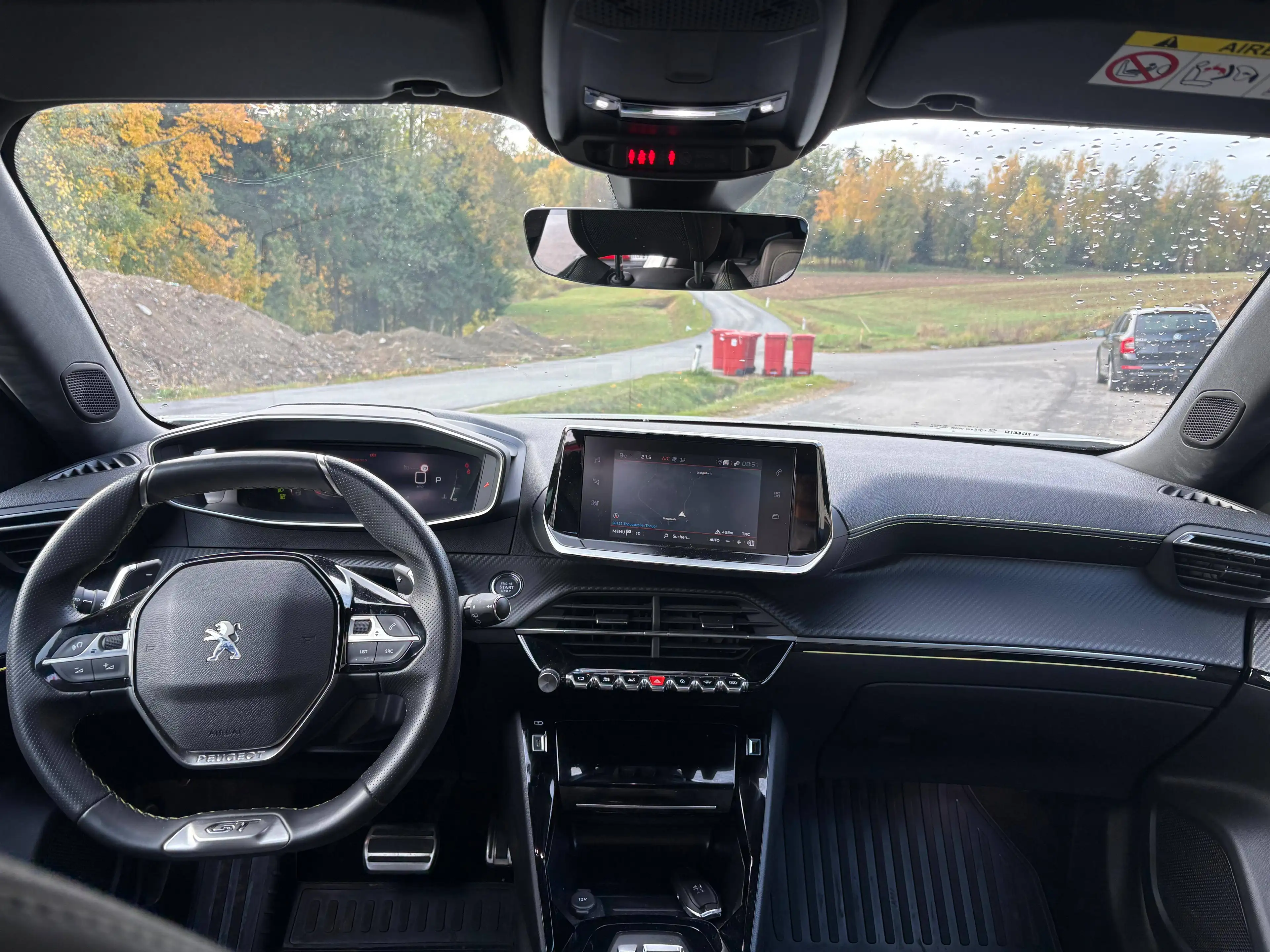 Peugeot 2008 GT — photo 10