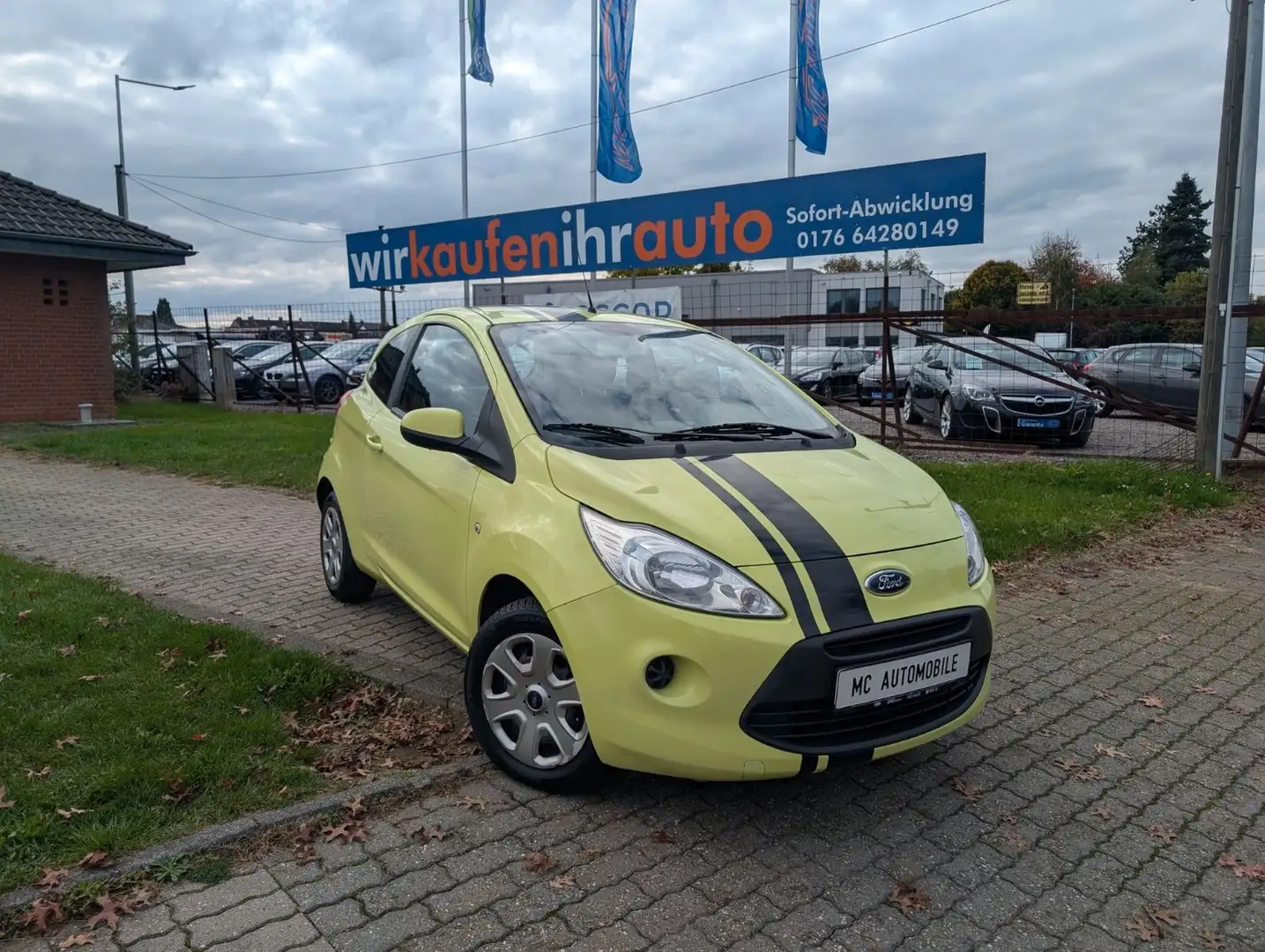 Ford Ka/Ka+ Trend*KLIMA*RADIO:CD*USB*AUX !! Grün - 1