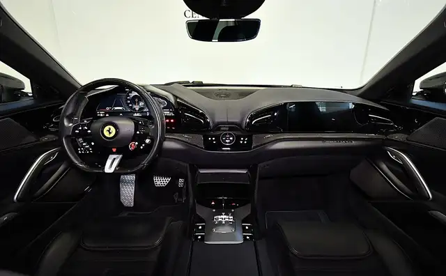 Ferrari Purosangue view 11