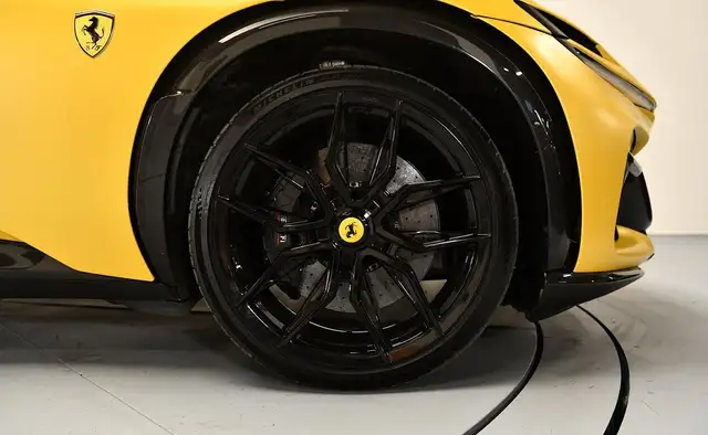 Ferrari Purosangue view 7