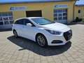 Hyundai i40 cw blue Trend*Sitzheizung*PDC*HU/AU neu* bijela - thumbnail 1