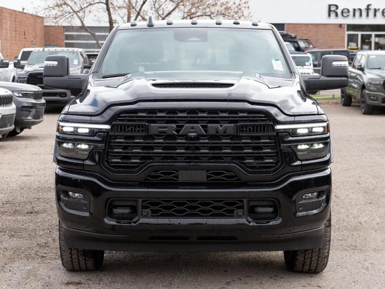 RAM 3500 снимка RAM 3500