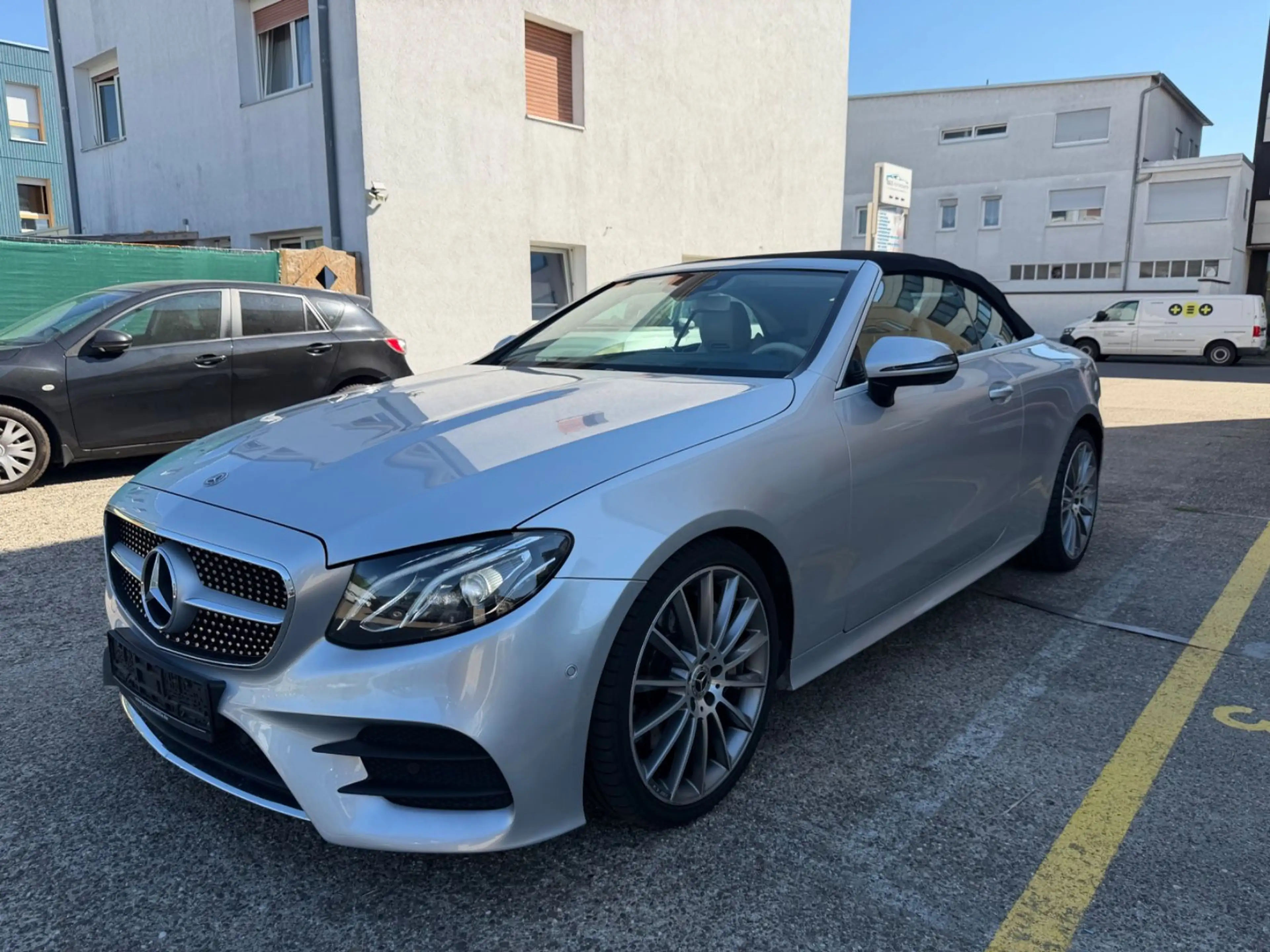 Mercedes-Benz E 350 Cabrio E 350 d 4Matic/AMG PACKET/HEAD UP/ — photo 9