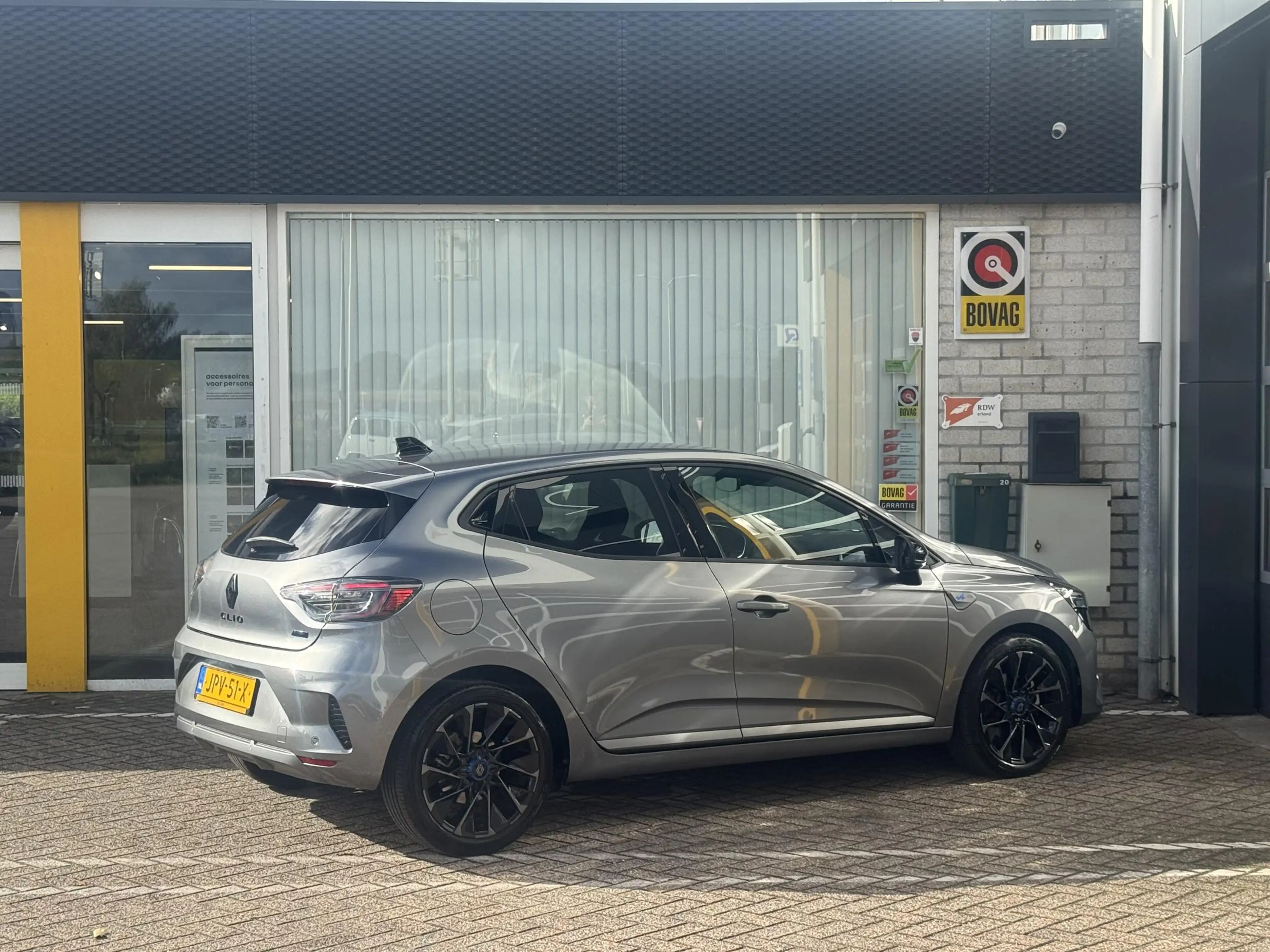 Renault Clio 1.6 E-Tech Full Hybrid 145 esprit Alpine | NAP | A — photo 2