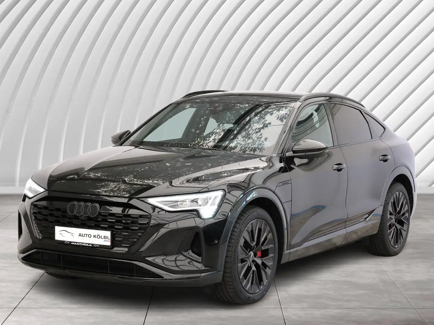 Audi Q8 Sportback e-tron 50 quattro advanced ACC RFK Schwarz - 1