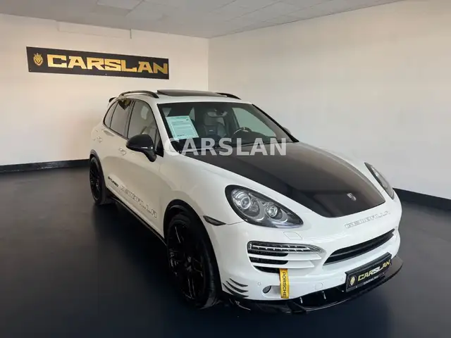 Porsche Cayenne view 2