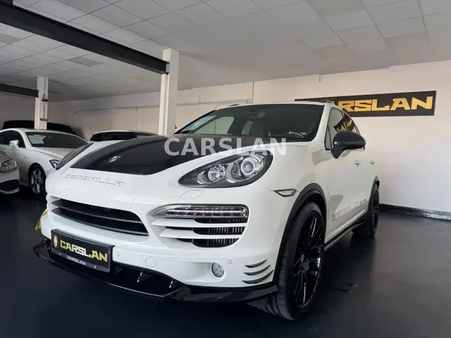 Porsche Cayenne view 7