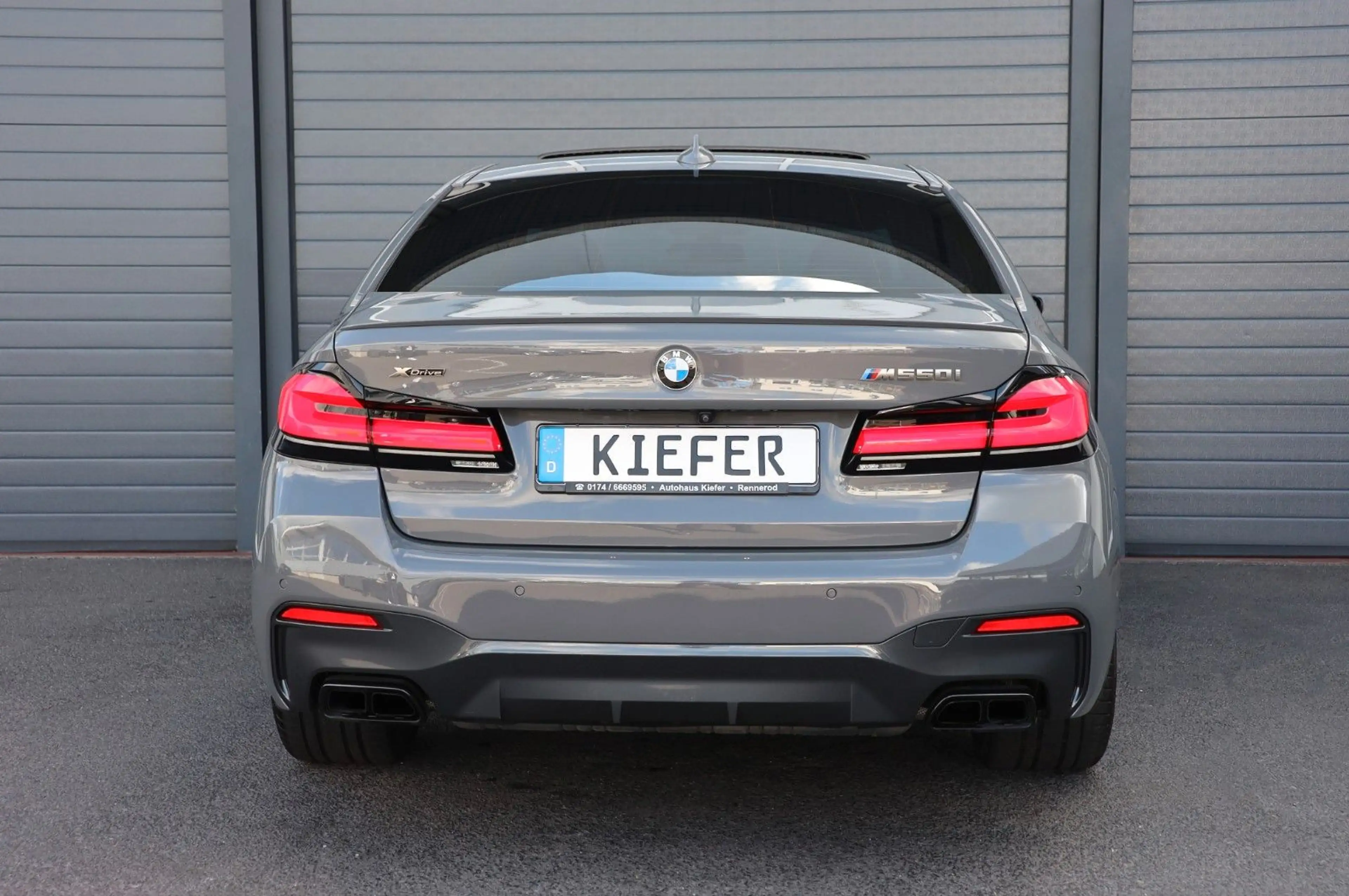 BMW 550 i xDrive/H&K/SHZ/SBL/CarPlay/TOTW/KAMERA/R20 — photo 7