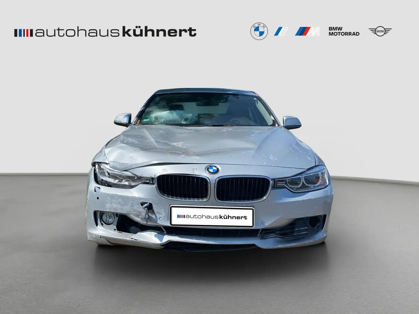 BMW 320 i Limousine +Unfallschaden Front+ Silber - 2
