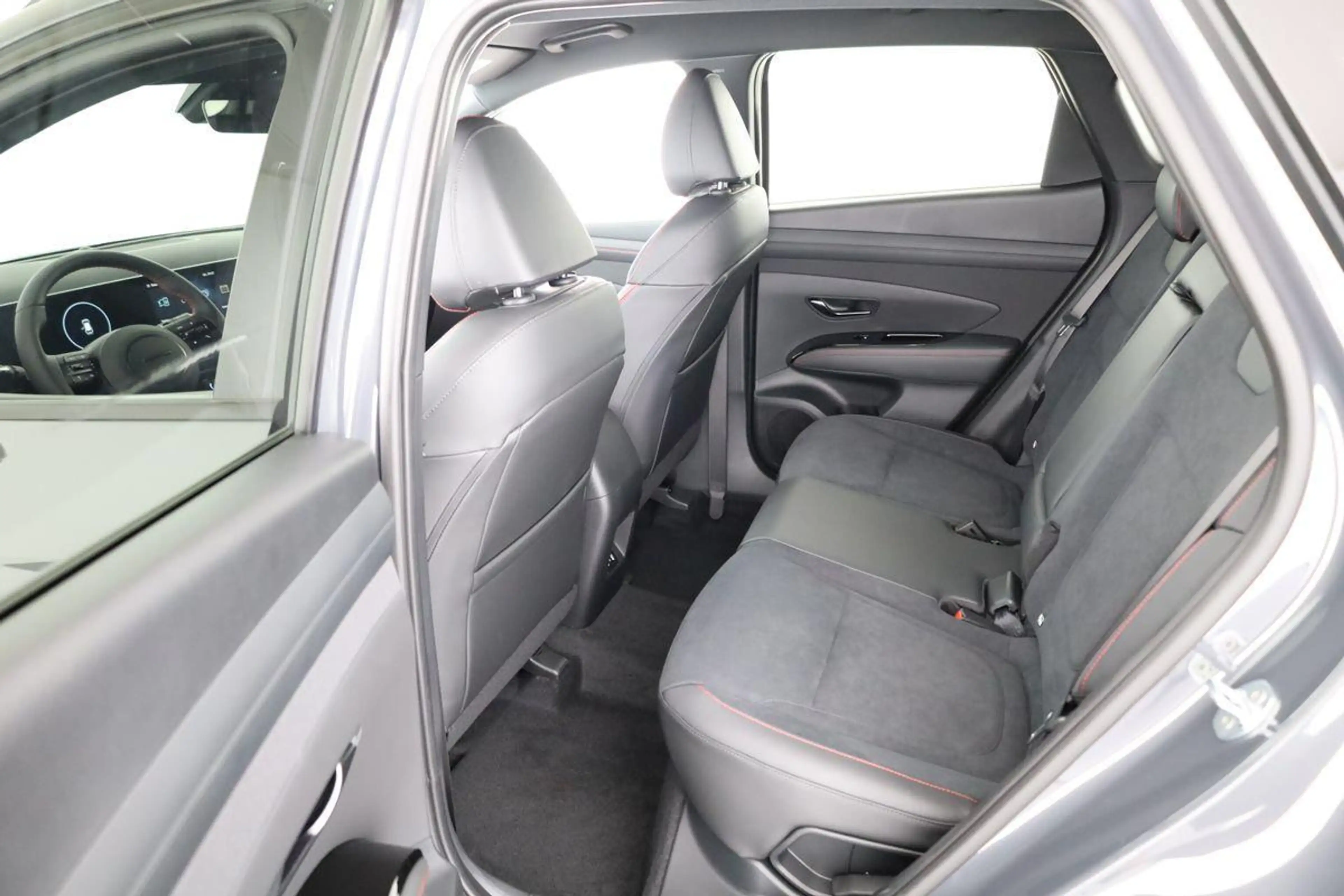 Hyundai TUCSON 1.6 T-GDI DCT 4WD N-LINE, AHK, el. Klappe, Teil... — photo 11