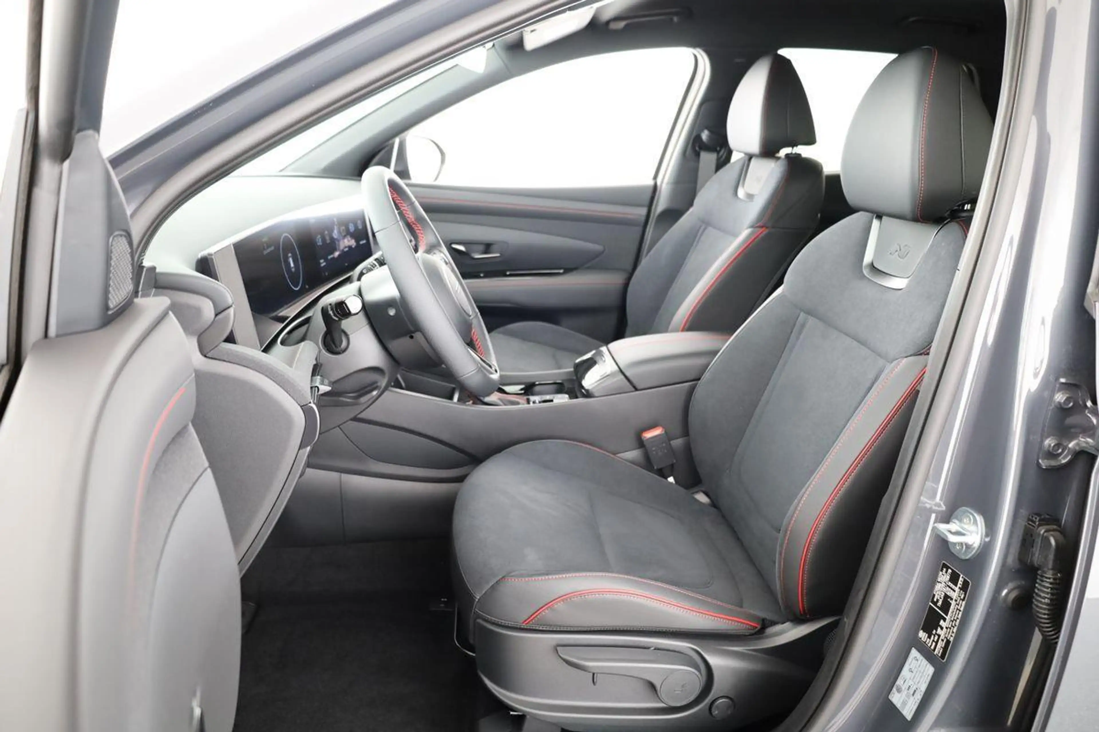 Hyundai TUCSON 1.6 T-GDI DCT 4WD N-LINE, AHK, el. Klappe, Teil... — photo 10