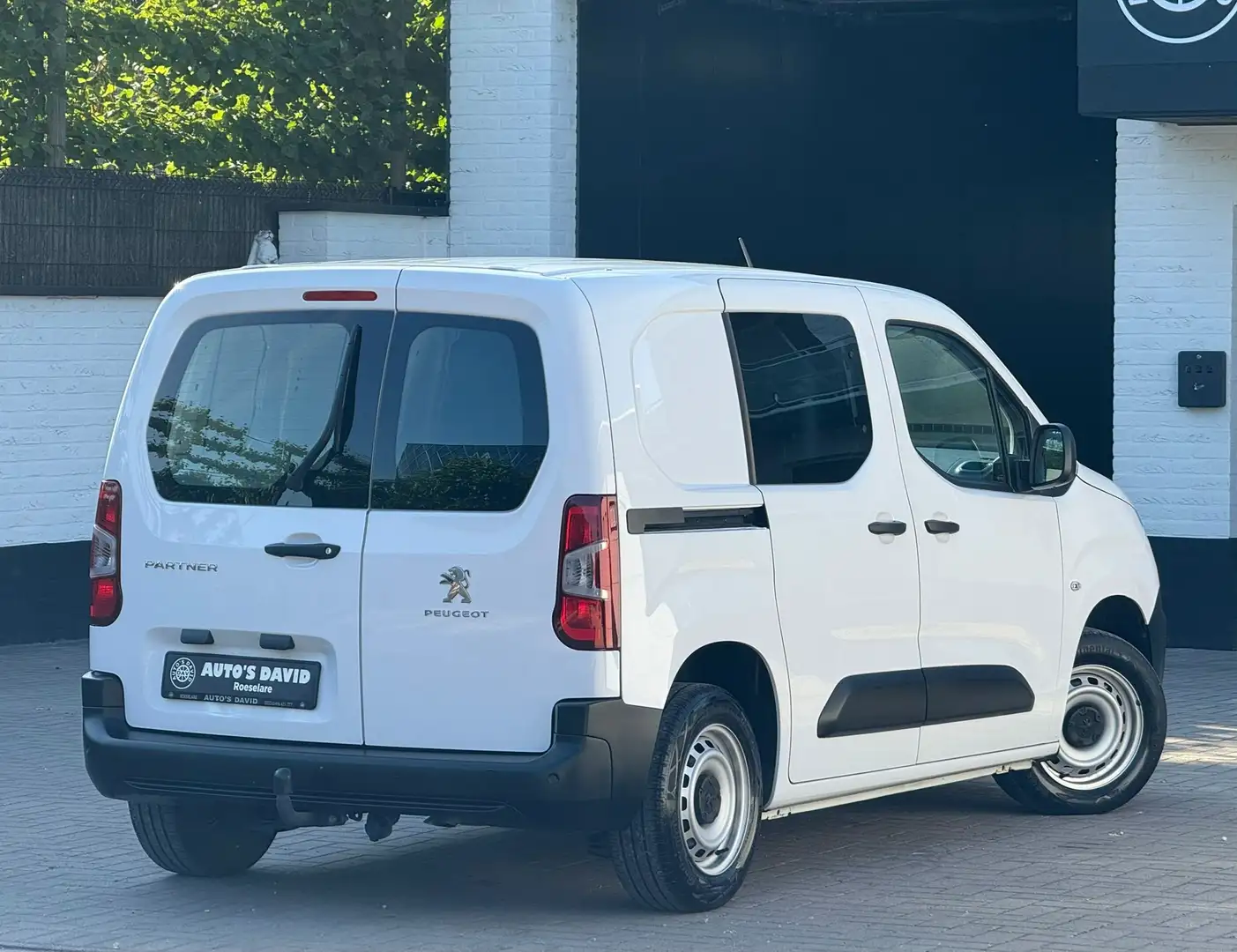 Peugeot Partner Partner 1.2 Puretech 110 L1 S/  *1j garantie* Blanc - 2
