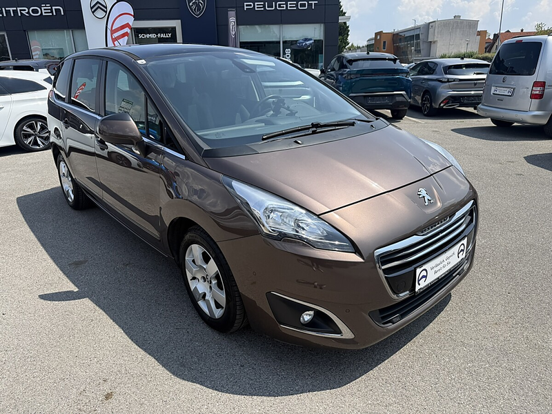 Peugeot 5008 1,6 BlueHDi 120 S&S Business Line — photo 11