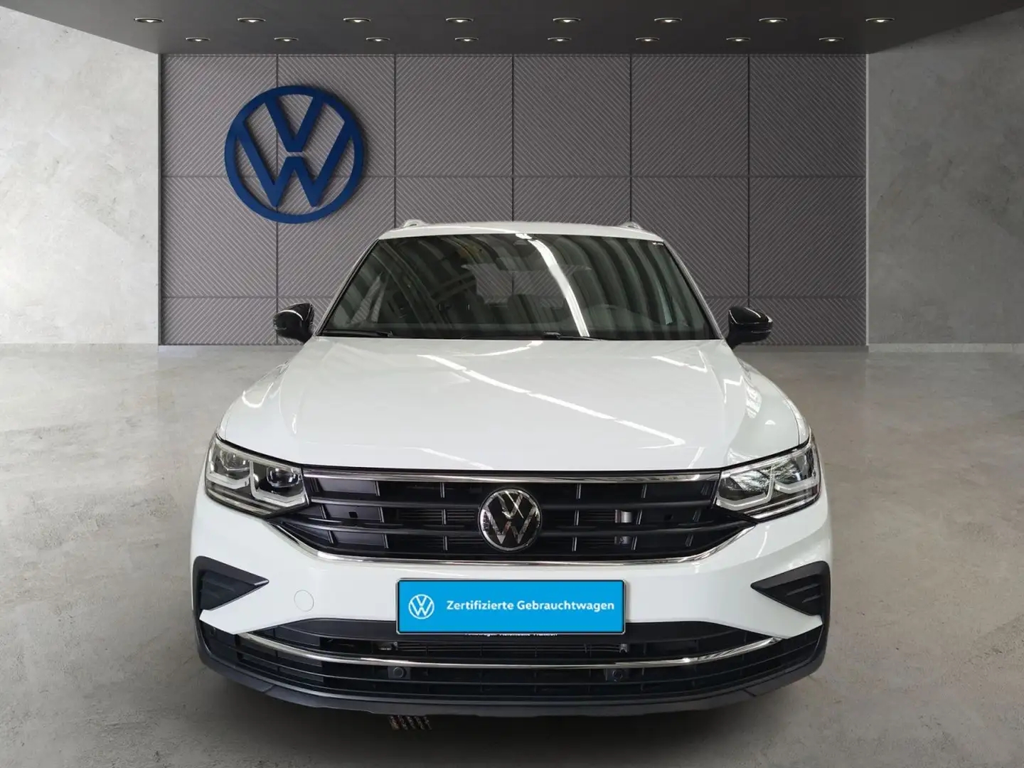 Volkswagen Tiguan 2.0 TDI Move Weiß - 2