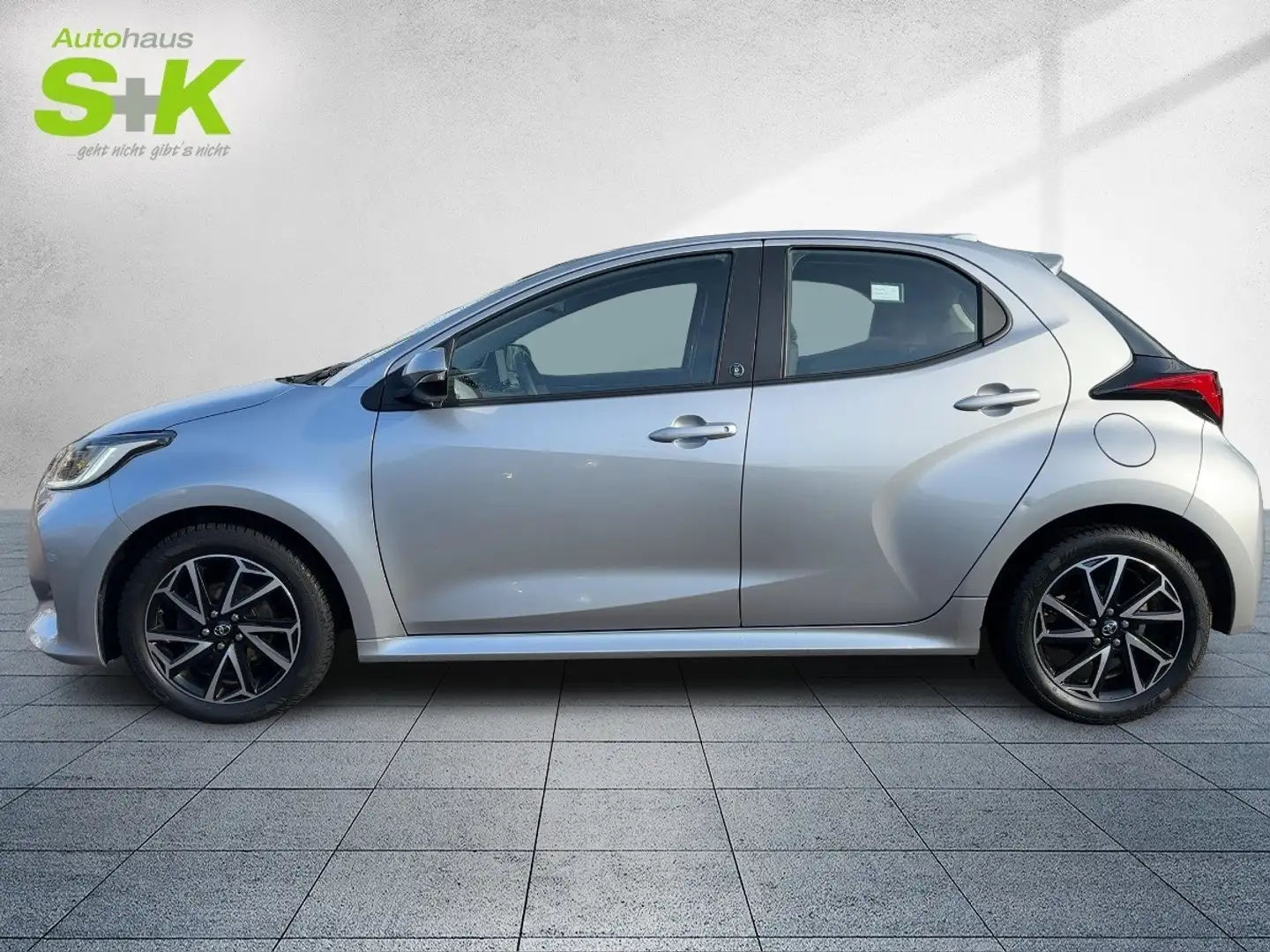 Toyota Yaris 1,5-l 125 PS+Spurhalteassitent+keyless-Go Silber - 2