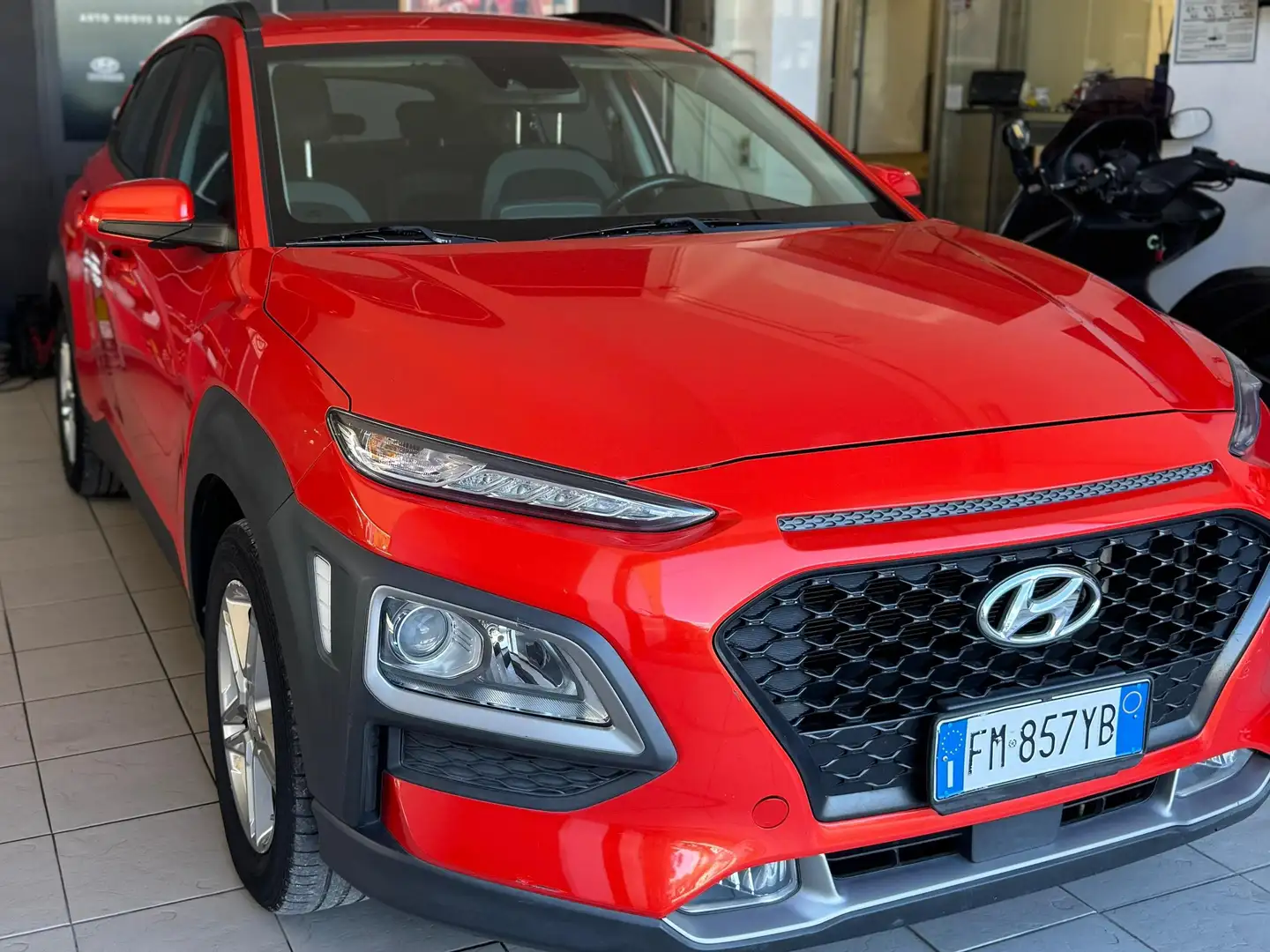 Hyundai KONA Kona 1.0 t-gdi Comfort 2wd 120cv Orange - 2