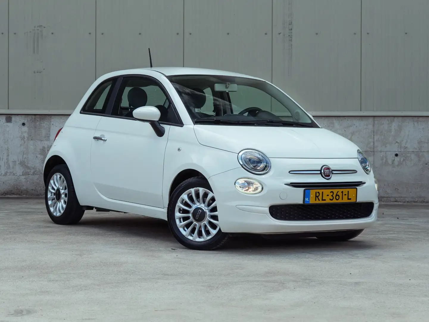 Fiat 500 0.9 TwinAir Turbo Popstar 80pk (2017) | 63.056 km Weiß - 1
