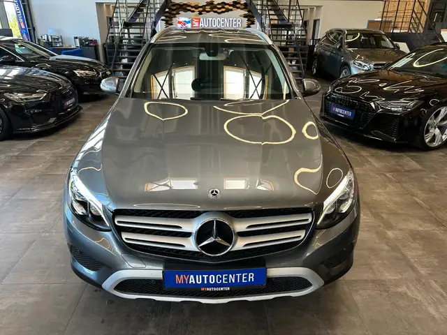 Mercedes-Benz GLC view 21
