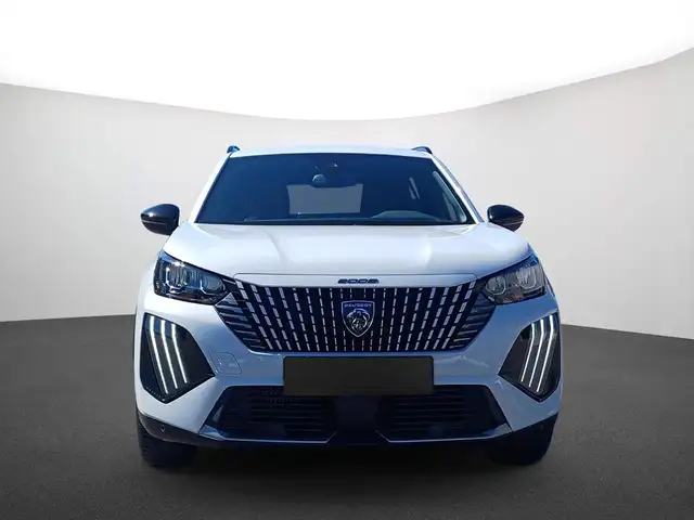Peugeot 2008 view 2