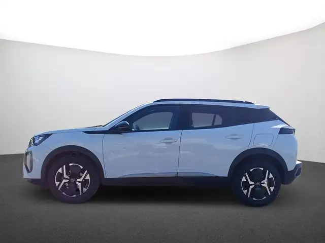 Peugeot 2008 view 4