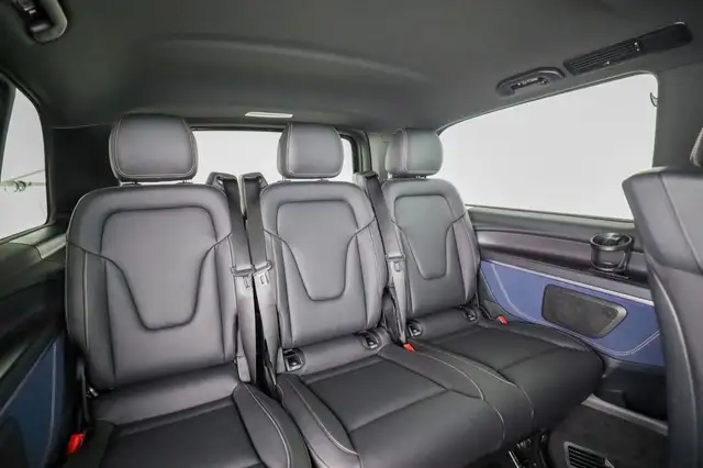 Mercedes-Benz EQV 300 AVANTGARDE Lang 8 Sitze Distr Navi SHZ Ansicht 17