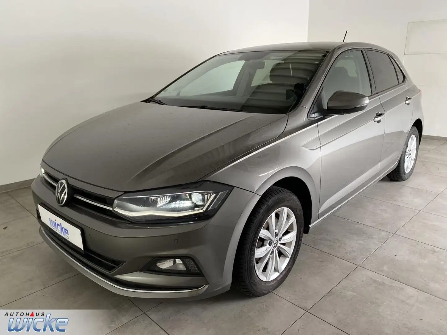 Volkswagen Polo 1.0 TSI Highline NAVI KLIMA PDC LED Bluetooth Gris - 2