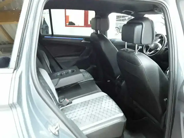 Volkswagen Tiguan view 14