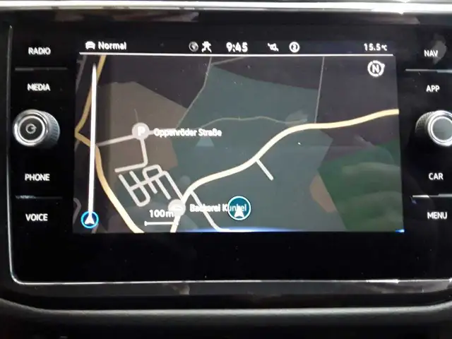 Volkswagen Tiguan view 12