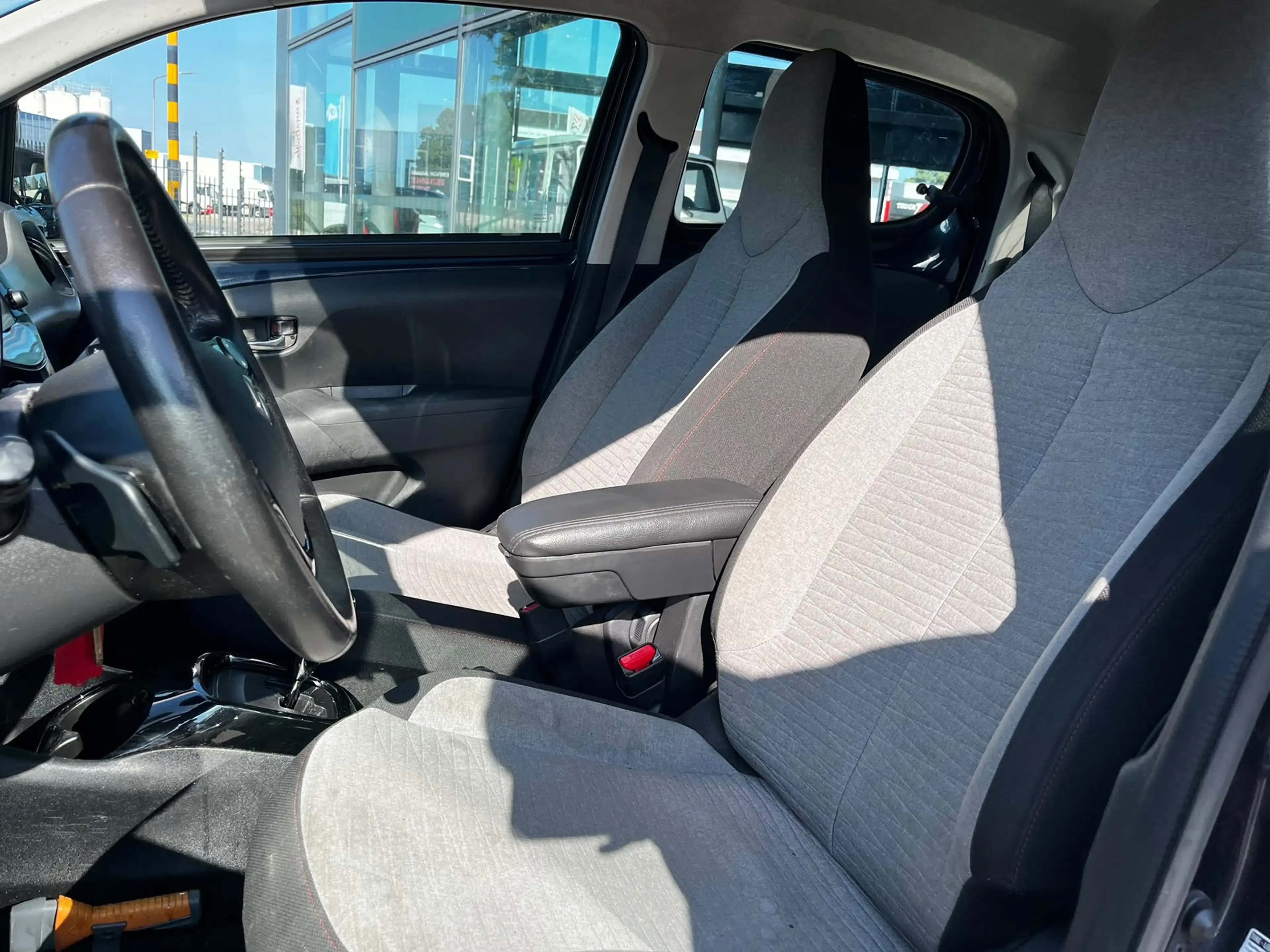 Citroen C1 1.0 VTi Shine AUTOMAAT! (Achteruitrijcamera, Stoel — photo 8