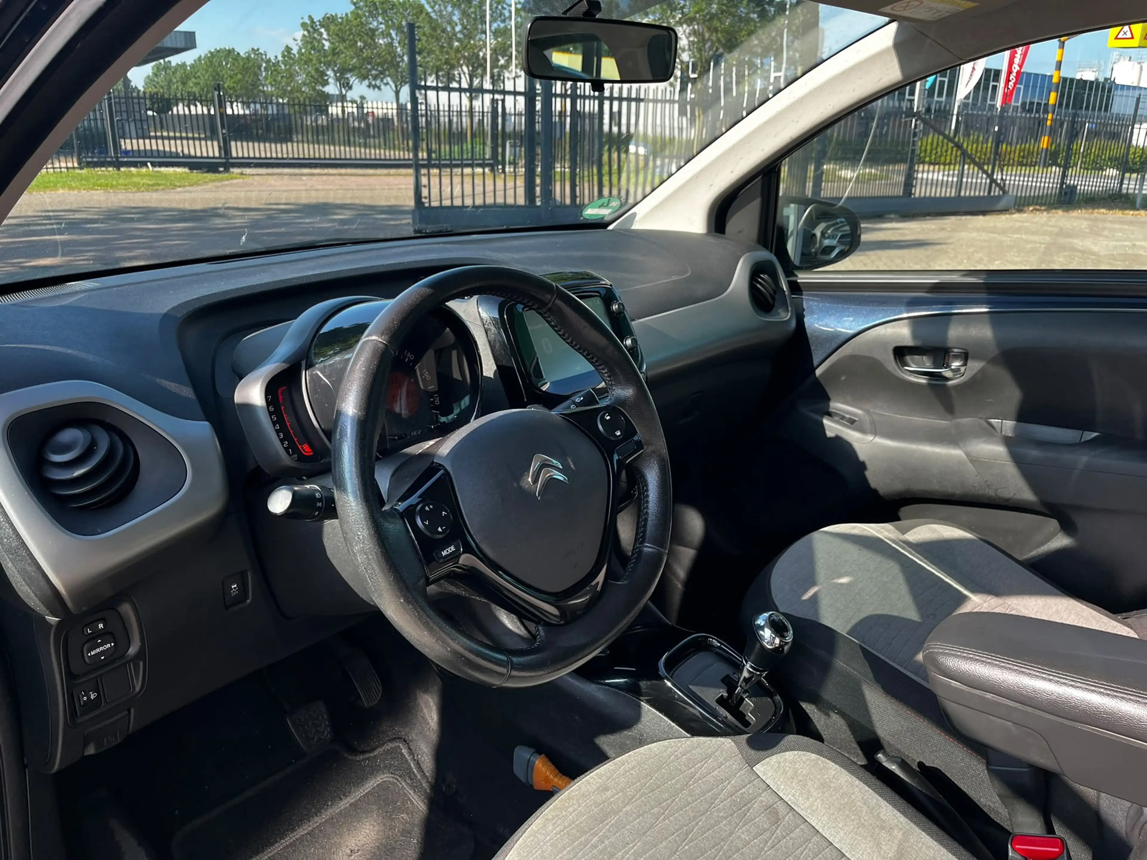 Citroen C1 1.0 VTi Shine AUTOMAAT! (Achteruitrijcamera, Stoel — photo 2