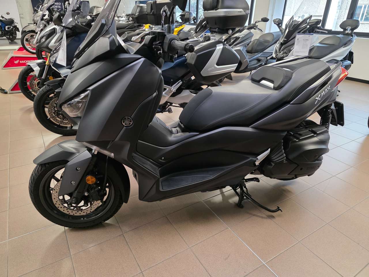 Yamaha X-Max 400