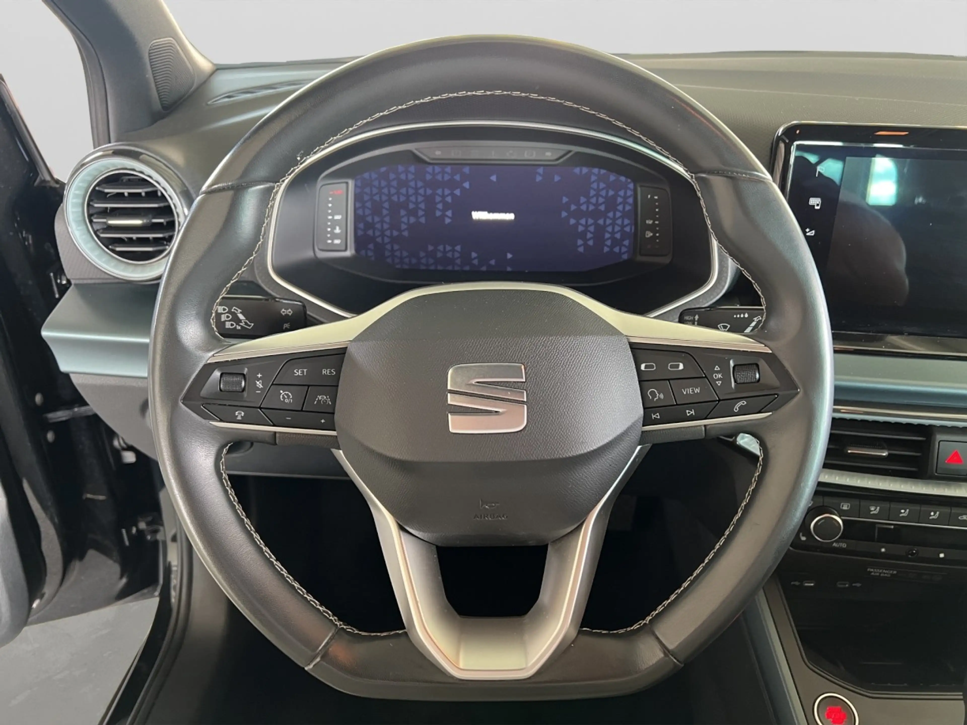 SEAT Arona Xperience Beats Abstandregeltempomat etc. Klima — photo 12
