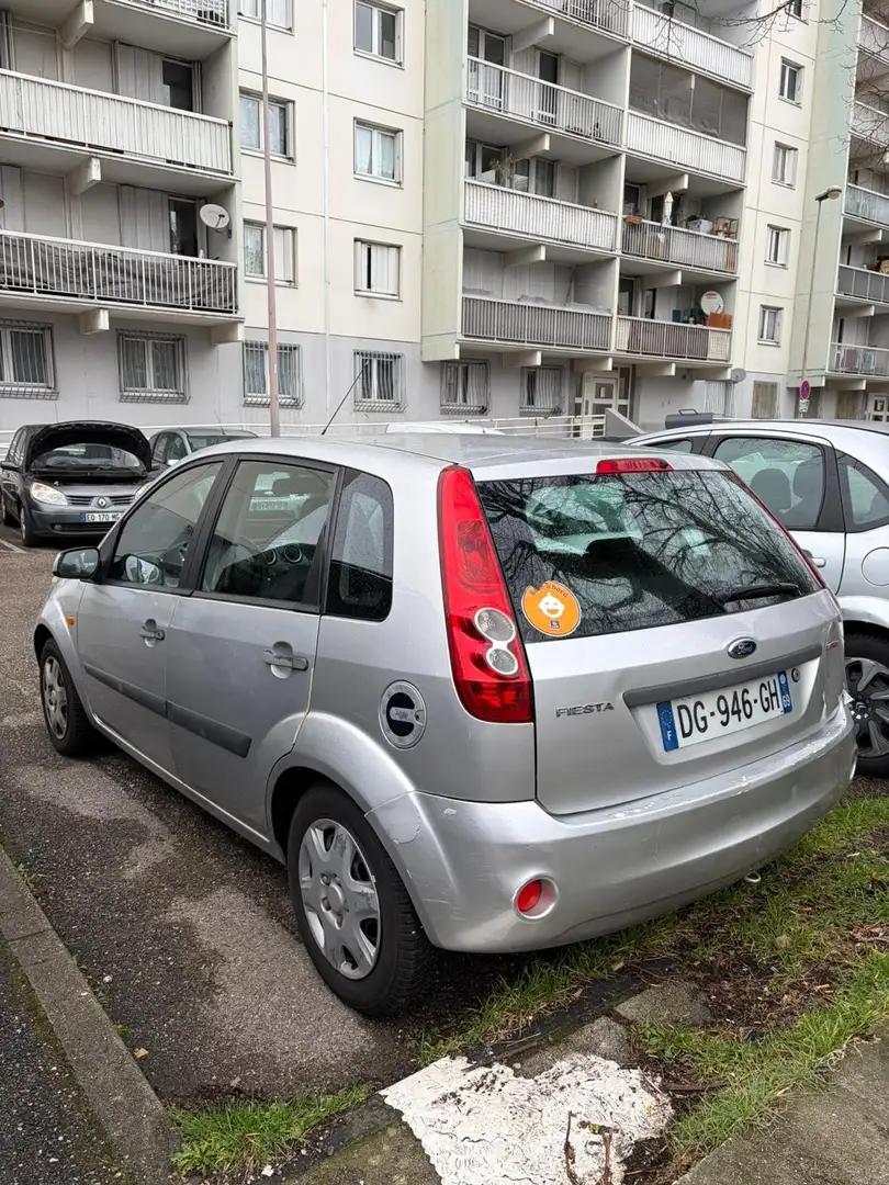 Ford Fiesta 1.4 TDCi Fun - 2