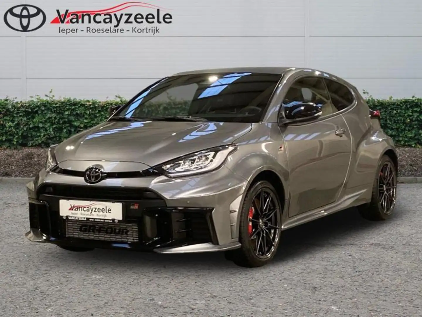 Toyota Yaris MT+Experiencepack+Verical handbrake+cam+gps+sens V Grau - 1