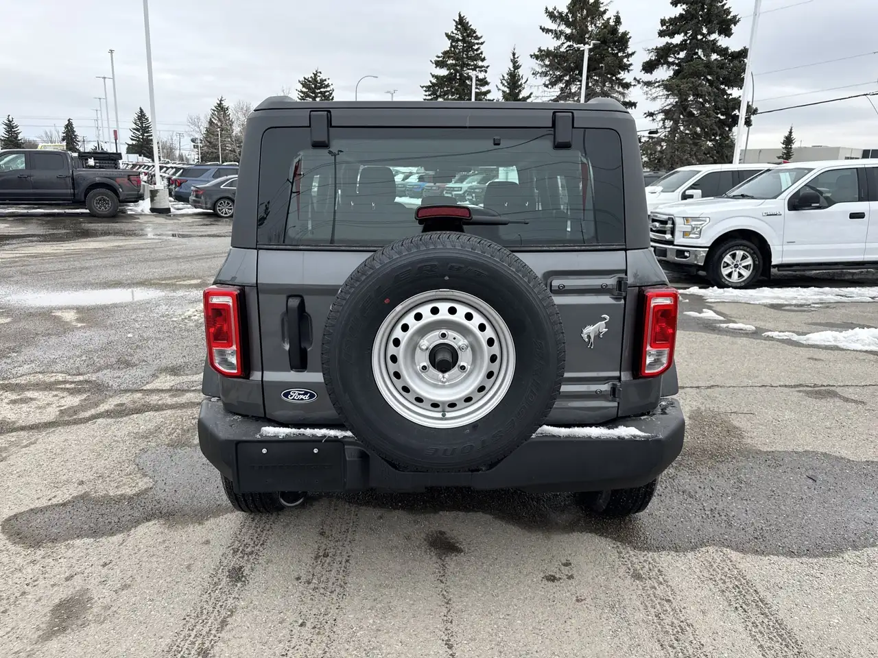 Ford Bronco снимка Ford Bronco