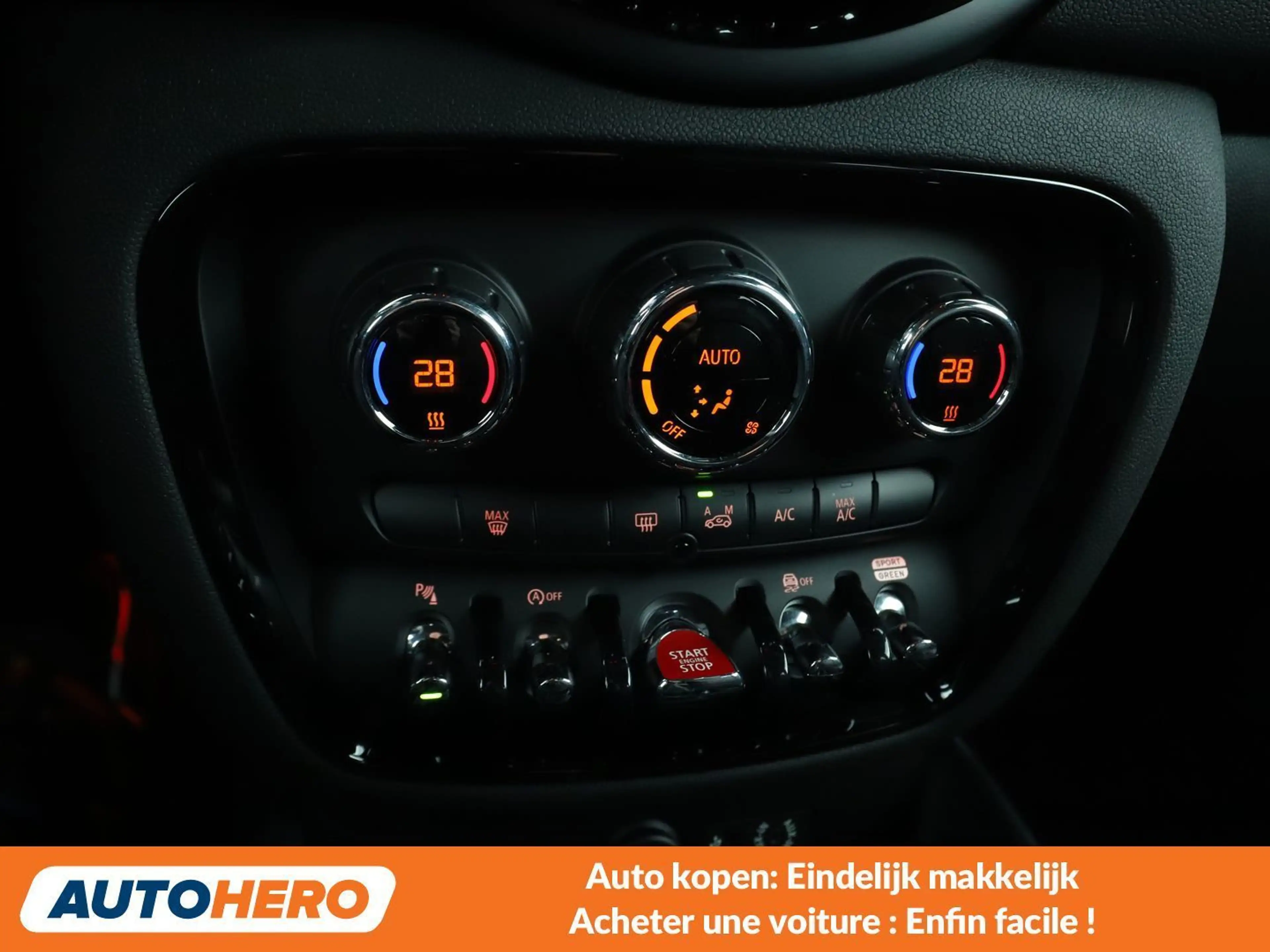 MINI Cooper Clubman Cooper — photo 11