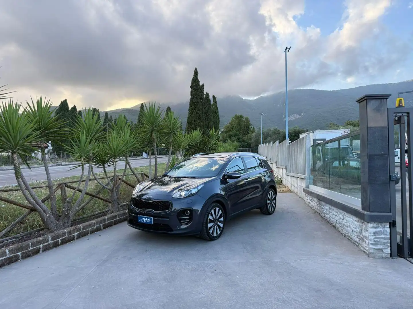 Kia Sportage 1.7 CRDI 141 DCT7 2WD GT Line Grigio - 1