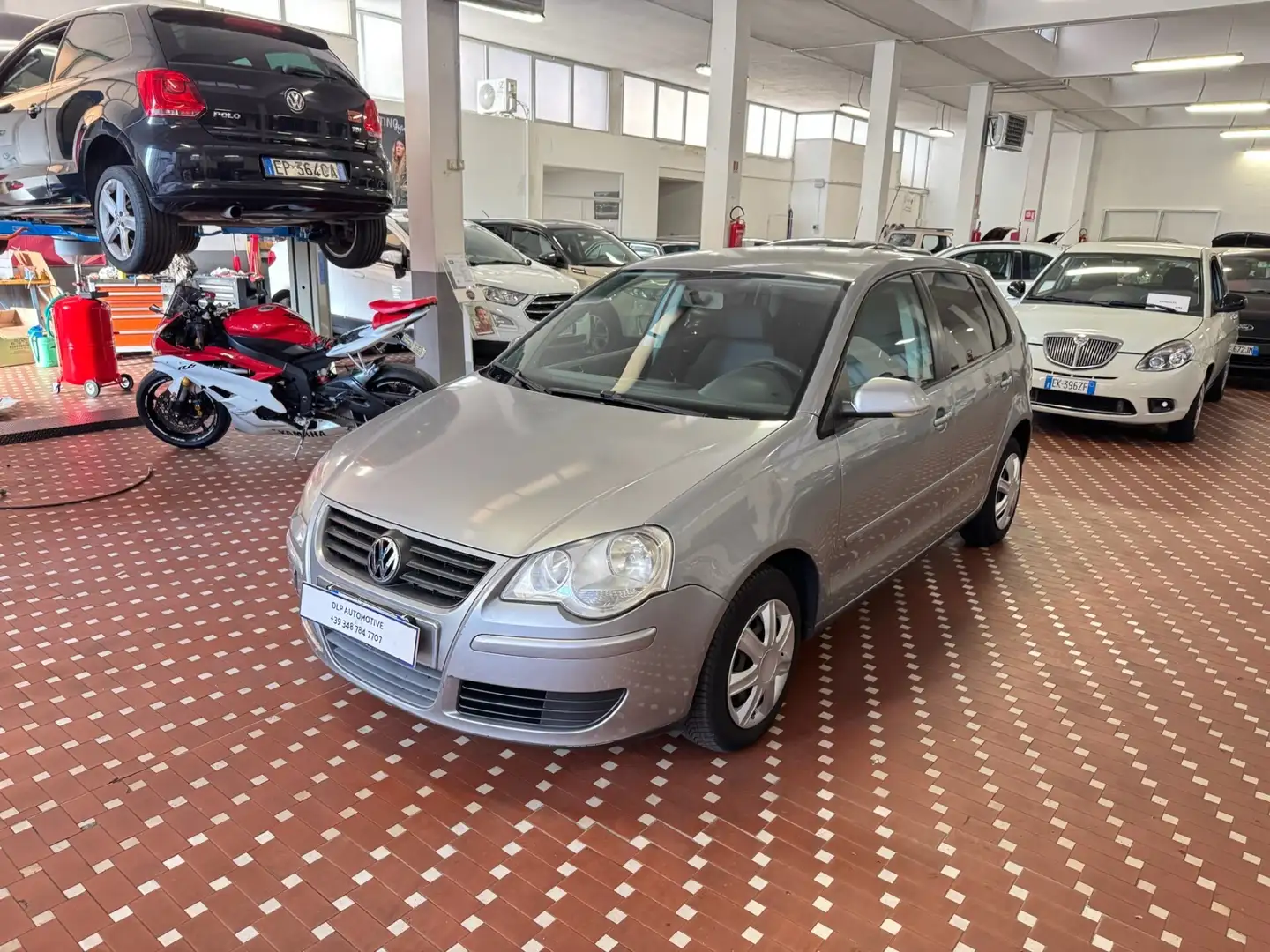 Volkswagen Polo Polo 1.2/64CV 12V 5p. Comfortline Grigio - 1