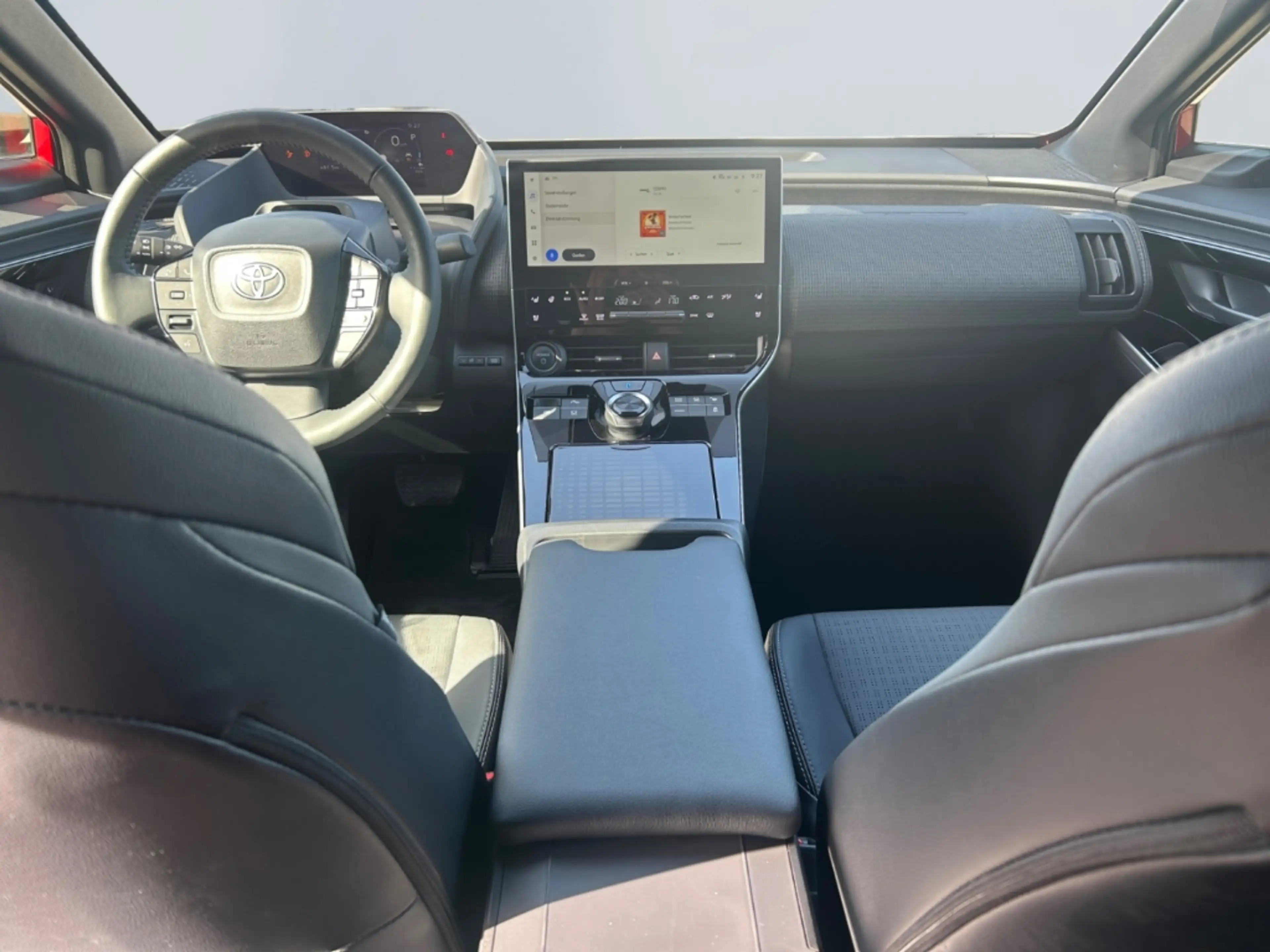 Toyota bZ4X Lounge *20Zoll*Matrix*el. Heck*4x SHZ*Memory* — photo 11